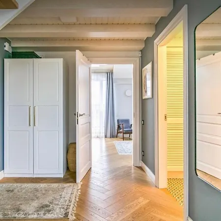The Luxe Loft 2br By Homeystay * Kaunas