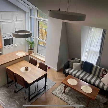 The Luxe Loft 2br By Homeystay