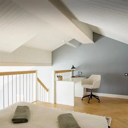 The Luxe Loft 2br By Homeystay